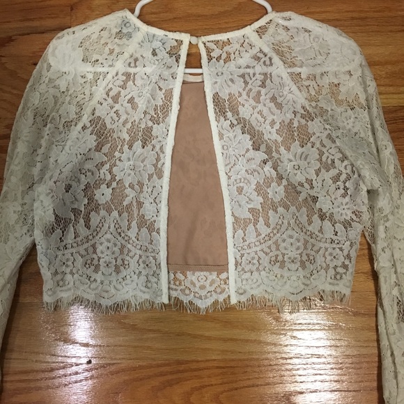 Two piece set - Picture 3 of 4